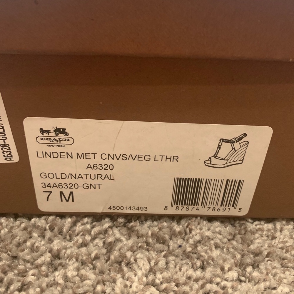 Coach Wedges - Picture 2 of 4